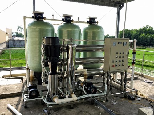 Dây truyền lọc nước tinh khiết đóng bình đóng chai 3-3.5m3/h